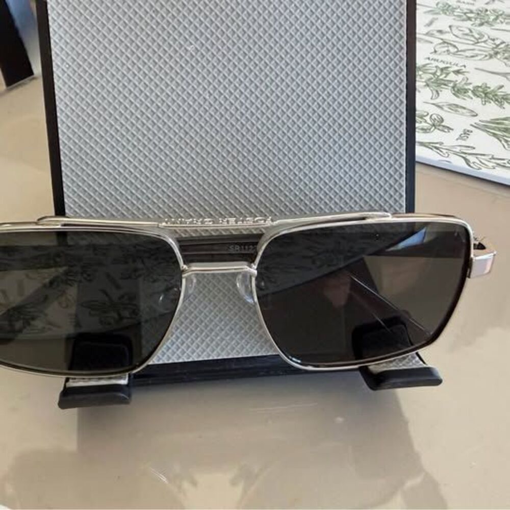 Foster Grant SR1122 Silver Rectangular Navigator Polarized Sunglasses